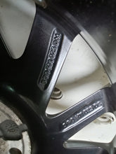 Laden Sie das Bild in den Galerie-Viewer, 1x Alufelge 16 Zoll 6.5" 5x112 46ET Glanz Schwarz 5G0601025DS VW Golf Rim Wheel FEL1903828577dm