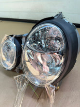 Load image into Gallery viewer, Frontscheinwerfer Mercedes-Benz W210 Xenon Links Scheinwerfer Headlight SCH9502264167xy