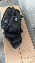 Load image into Gallery viewer, Frontscheinwerfer Kia Soul Rechts Scheinwerfer Headlight SCH3055746672qc