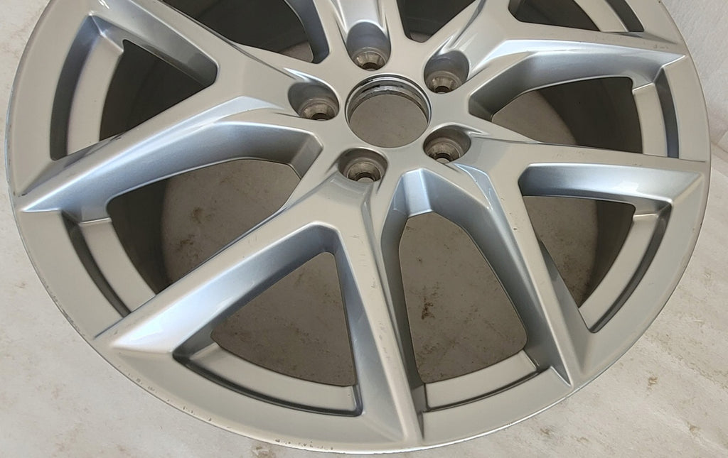 1x Alufelge 18 Zoll 7.5" 5x108 50 5ET 31423851 Volvo Xc60 Ii Rim Wheel