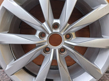 Load image into Gallery viewer, 1x Alufelge 17 Zoll 7.0" 5x112 49ET Glanz Silber 5G0601025CH VW Golf VII I Caddy FEL8369502127ib