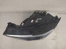 Laden Sie das Bild in den Galerie-Viewer, Frontscheinwerfer Audi Q3 83A941033 Full LED Links Scheinwerfer Headlight SCH1496895356om