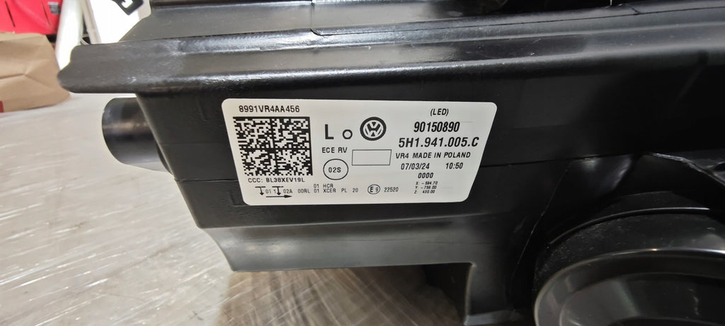 Frontscheinwerfer VW Golf VIII 5H1941005C LED Ein Stück (Rechts oder Links) SCH6699174361ke