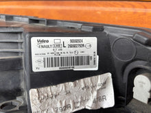 Laden Sie das Bild in den Galerie-Viewer, Frontscheinwerfer Renault Megane IV 260602792R Links Scheinwerfer Headlight SCH9204754133am
