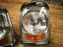 Laden Sie das Bild in den Galerie-Viewer, Frontscheinwerfer Opel Diplomat B 0301812005 14491R8 Ein Satz Headlight SCH4264452428vy