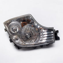 Laden Sie das Bild in den Galerie-Viewer, Frontscheinwerfer Mercedes-Benz A9608200539 Halogen Rechts Headlight