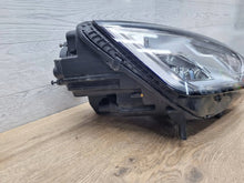 Laden Sie das Bild in den Galerie-Viewer, Frontscheinwerfer Audi A4 8W0941006 Rechts Scheinwerfer Headlight