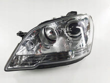 Laden Sie das Bild in den Galerie-Viewer, Frontscheinwerfer Mercedes-Benz W164 A1648207361 Links Scheinwerfer Headlight SCH8081419989cf