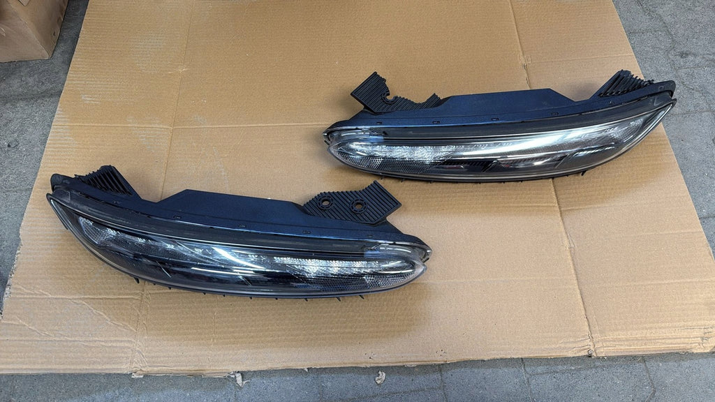 Frontscheinwerfer Hyundai Kona 92207-J9500 LED Ein Stück (Rechts oder Links)