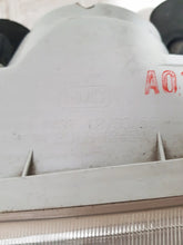 Load image into Gallery viewer, Frontscheinwerfer Hyundai 1012895 Ein Stück (Rechts oder Links) Headlight