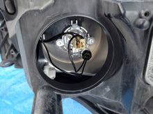 Laden Sie das Bild in den Galerie-Viewer, Frontscheinwerfer Opel Astra H TL793389777 24451032 Links Scheinwerfer Headlight SCH4723523822jw