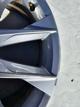 Load image into Gallery viewer, 1x Alufelge 18 Zoll 7.5" 5x112 51ET 5F0601025 Seat Leon Rim Wheel FEL2589158228ko