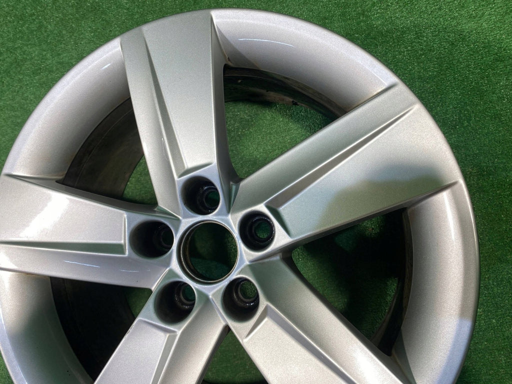 1x Alufelge 16 Zoll 7.0" 5x100 46ET 6V0601025B Skoda Fabia Iii Rim Wheel FEL3523021890wd