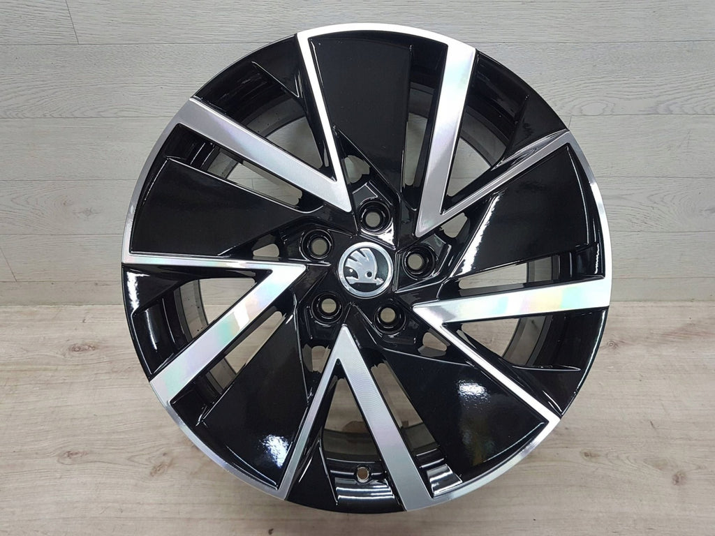 4x Alufelge 18 Zoll 7.5" 5x112 48ET Glanz Schwarz 5E3601025AD Mg Octavia 5e3 I FEL5790951531ca