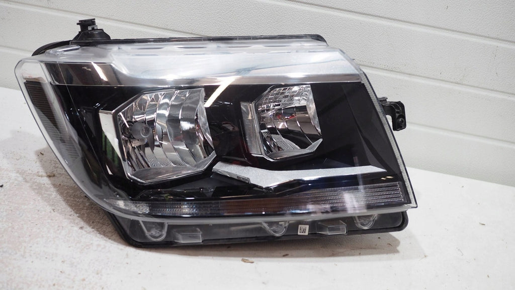Frontscheinwerfer VW Crafter 7C1941006B Rechts Scheinwerfer Headlight SCH7811348147ze