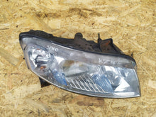 Laden Sie das Bild in den Galerie-Viewer, Frontscheinwerfer Fiat Stilo 517164610 Xenon Ein Stück (Rechts oder Links)