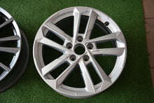 Load image into Gallery viewer, 1x Alufelge 17 Zoll 6.5&quot; 5x112 43ET Glanz Silber 8Y0601025L Audi Rim Wheel