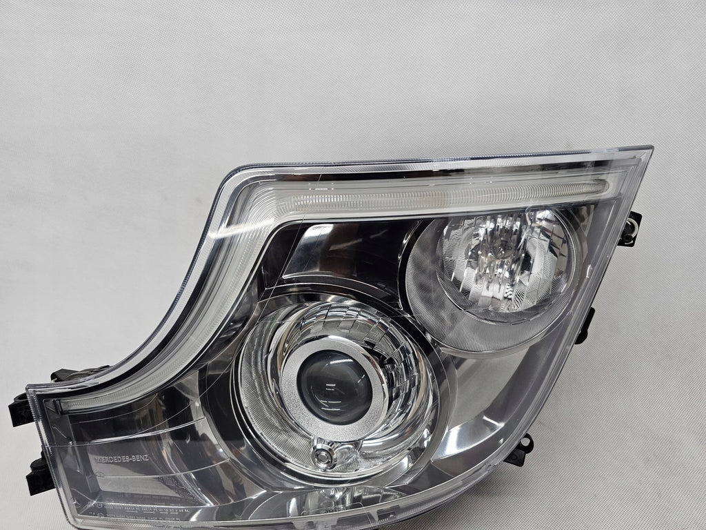 Frontscheinwerfer Mercedes-Benz A9618206639 LED Ein Stück (Rechts oder Links)