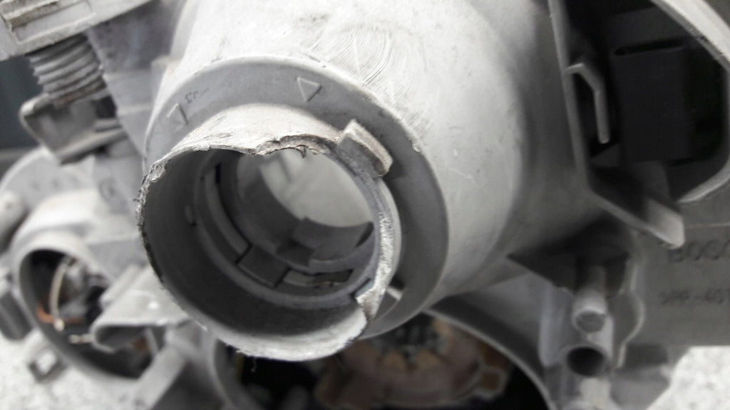 Frontscheinwerfer Mercedes-Benz W203 0301166272 Rechts Scheinwerfer Headlight SCH7642649625hs