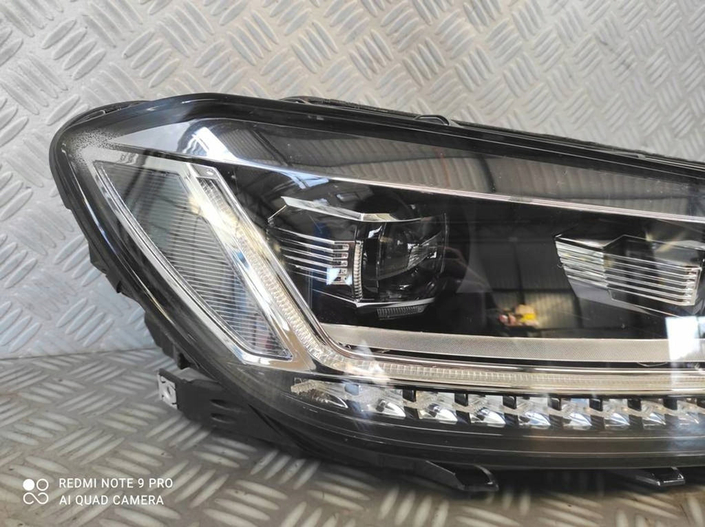 Frontscheinwerfer VW Touran 030129923400 5TB941082A Full LED Rechts Headlight
