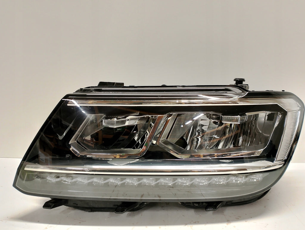 Frontscheinwerfer VW Tiguan 5NB941035E Links Scheinwerfer Headlight