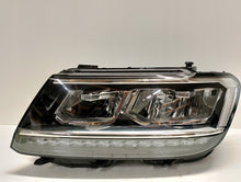 Load image into Gallery viewer, Frontscheinwerfer VW Tiguan 5NB941035E Links Scheinwerfer Headlight