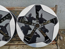 Load image into Gallery viewer, 1x Alufelge 20 Zoll 7.5&quot; 5x112 44ET Glanz Schwarz 10A601025 VW Id.3 Rim Wheel