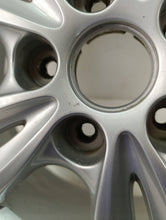 Load image into Gallery viewer, 1x Alufelge 17 Zoll 6.5&quot; 4x114.3 529102Y400 Hyundai Ix35 Rim Wheel