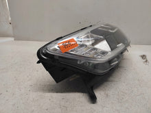 Laden Sie das Bild in den Galerie-Viewer, Frontscheinwerfer Dacia Sandero 260103529R Rechts Scheinwerfer Headlight