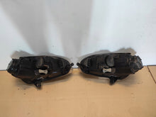 Laden Sie das Bild in den Galerie-Viewer, Frontscheinwerfer VW Golf V I Links Scheinwerfer Headlight SCH5022744977jz