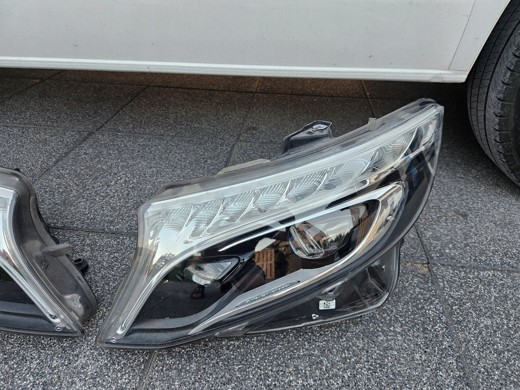 Frontscheinwerfer Mercedes-Benz A4479061401 A4479061501 LED Rechts oder Links