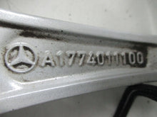 Laden Sie das Bild in den Galerie-Viewer, 1x Alufelge 16 Zoll 6.5" 5x112 44ET Glanz Silber A1774011100 Mercedes-Benz FEL9429208072yu