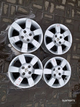 Laden Sie das Bild in den Galerie-Viewer, 4x Alufelge 16 Zoll 7.0" 4x108 29ET Glanz Silber 9685783880 Peugeot 5008 FEL2409956595lf