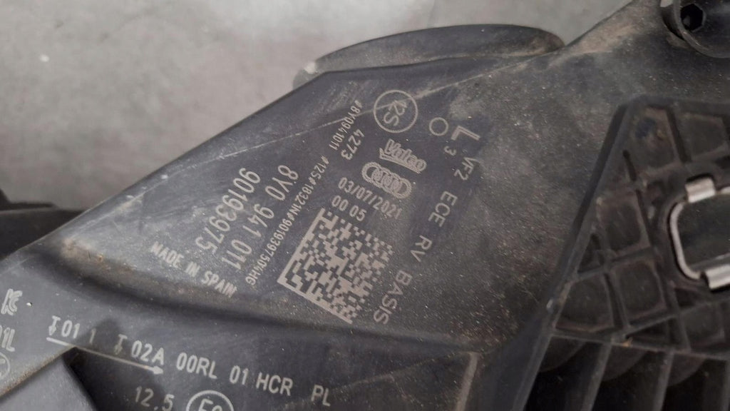 Frontscheinwerfer Audi A3 8Y0941012 8Y0941011 Full LED Rechts oder Links SCH6921492105ru