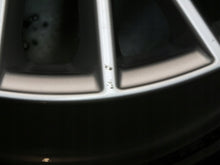 Laden Sie das Bild in den Galerie-Viewer, 1x Alufelge 18 Zoll 8.5&quot; 5x112 50ET Glanz Silber 8S0601025 Audi Rim Wheel