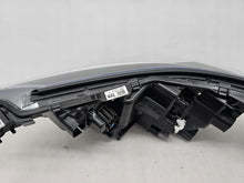 Laden Sie das Bild in den Galerie-Viewer, Frontscheinwerfer Toyota C-Hr 81110-YP281-00 Rechts Scheinwerfer Headlight SCH9830952586kl
