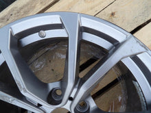 Load image into Gallery viewer, 1x Alufelge 17 Zoll 7.5" 5x112 Glanz 6883518 BMW G21 G20 Rim Wheel FEL1002823830ua