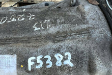 Laden Sie das Bild in den Galerie-Viewer, Getriebe Mercedes-Benz 2132705101 A2132705101 7252717600 Automatikgetriebe