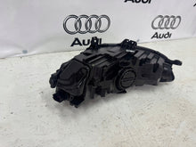 Load image into Gallery viewer, Frontscheinwerfer Audi A4 B9 8W0941012 8W0941034D Full LED Rechts Headlight