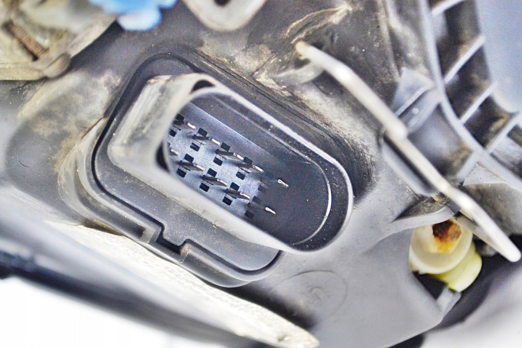 Frontscheinwerfer VW Passat 3B7941015M Links Scheinwerfer Headlight SCH8964145315ji