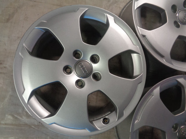 4x Alufelge 17 Zoll 7.5" 5x112 56ET Glanz Silber 8P0601025C Audi A3 Rim Wheel FEL2197459711zs