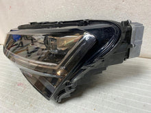 Load image into Gallery viewer, Frontscheinwerfer Skoda Superb III 3V1941015E Full LED Links Headlight SCH4943636158jk