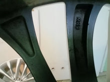 Load image into Gallery viewer, 1x Alufelge 18 Zoll 8.0" 5x112 30ET Glanz Silber 6863418 BMW 5 G31 G30 Rim Wheel FEL8283376867vl