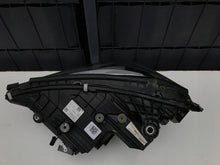 Laden Sie das Bild in den Galerie-Viewer, Frontscheinwerfer Mercedes-Benz W206 A2069064003 Full LED Rechts Headlight SCH5293250450zb