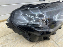 Laden Sie das Bild in den Galerie-Viewer, Frontscheinwerfer BMW 2 G42 8083636 LED Ein Stück (Rechts oder Links) Headlight SCH6859738395rd