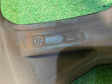 Load image into Gallery viewer, 1x Alufelge 18 Zoll 8.0" 5x120 50ET 7E0601025H VW Multivan Transporter Caravelle FEL3871846302zt