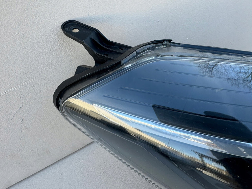 Frontscheinwerfer Toyota Yaris Rechts Scheinwerfer Headlight