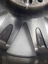 Load image into Gallery viewer, 1x Alufelge 17 Zoll 7.0&quot; 5x114.3 45ET Glanz Grau KB8MV3810 MAD-AR81 Mazda Cx30