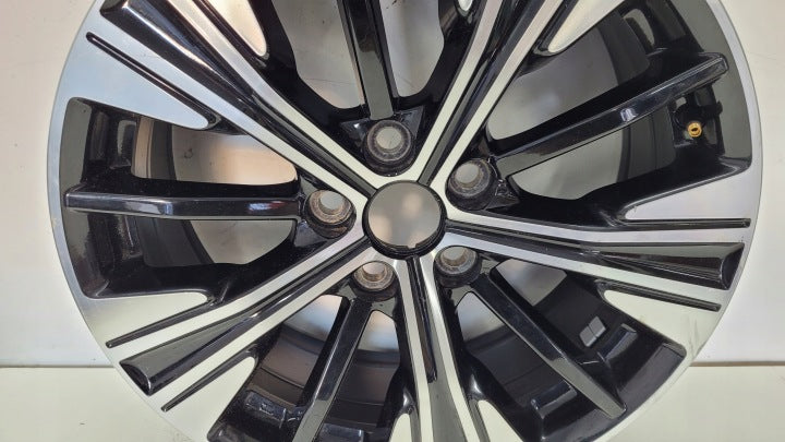 1x Alufelge 18 Zoll 7.0" 5x114.3 38ET Mitsubishi Outlander Rim Wheel FEL9070750281tk
