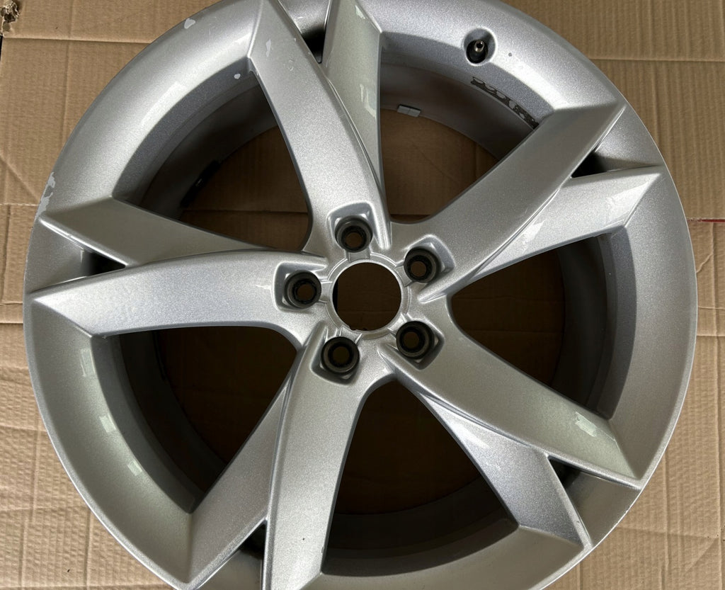 1x Alufelge 19 Zoll 8.5" 5x112 32ET Glanz Silber 8T0601025F Audi A4 B8 Rim Wheel FEL2675640949js